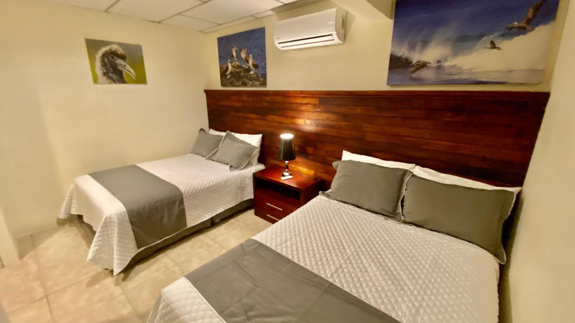 Torre Mar Galapagos Boutique Suites Пуерто Айора Екстериор снимка