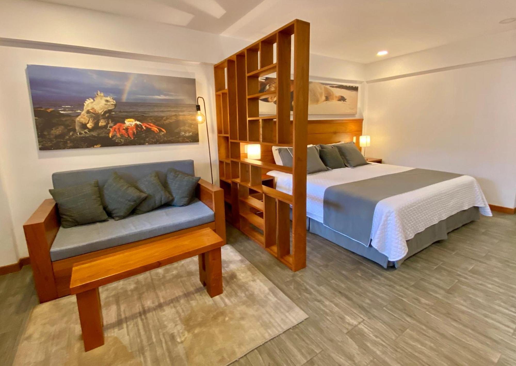 Torre Mar Galapagos Boutique Suites Пуерто Айора Екстериор снимка