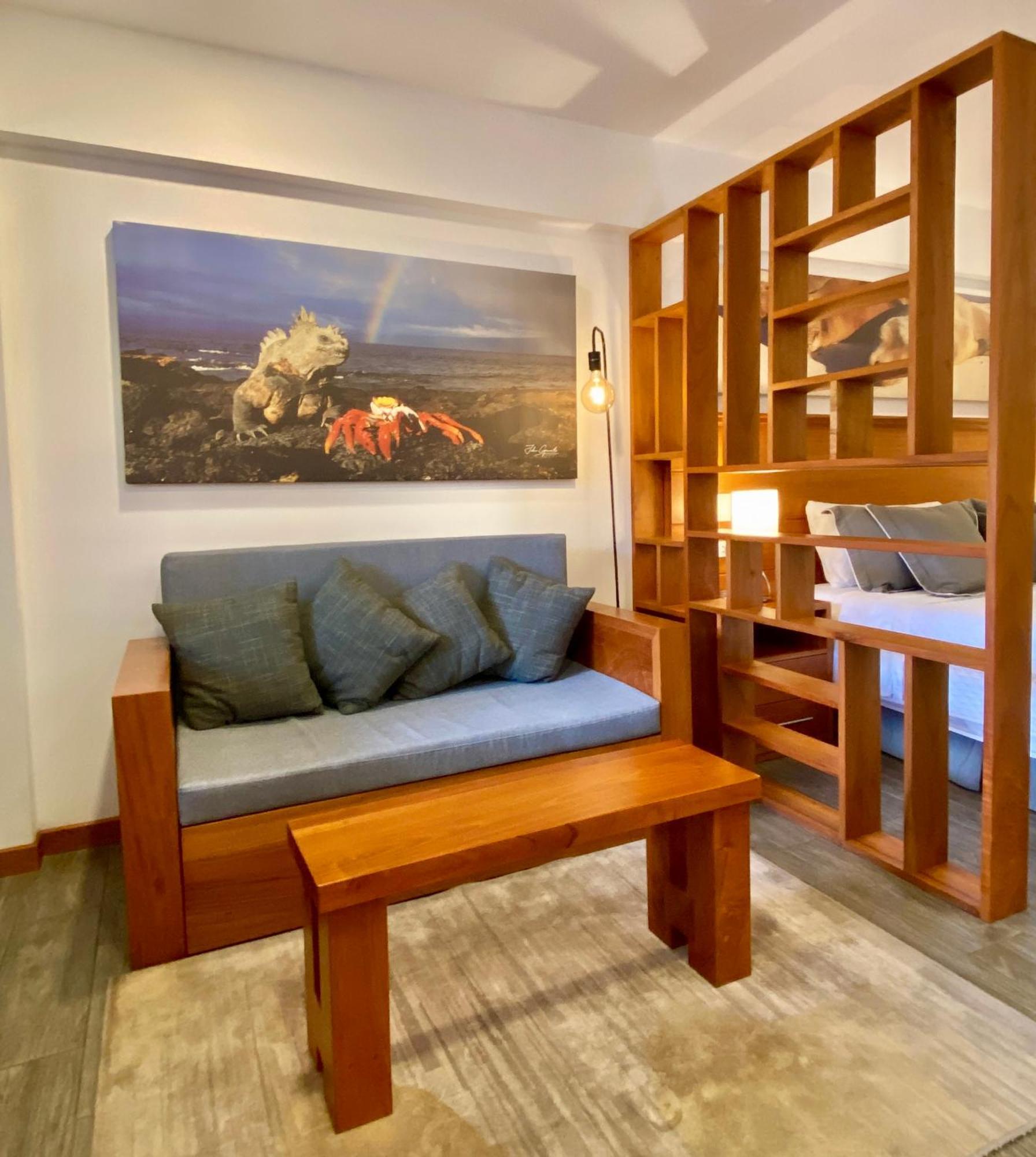 Torre Mar Galapagos Boutique Suites Пуерто Айора Екстериор снимка