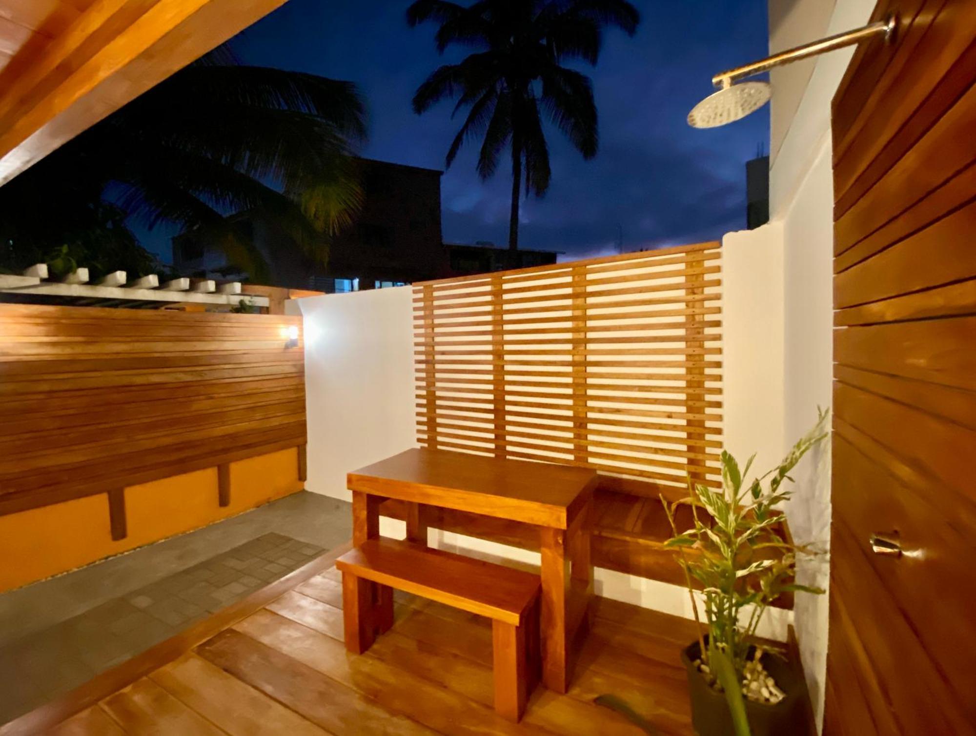 Torre Mar Galapagos Boutique Suites Пуерто Айора Екстериор снимка