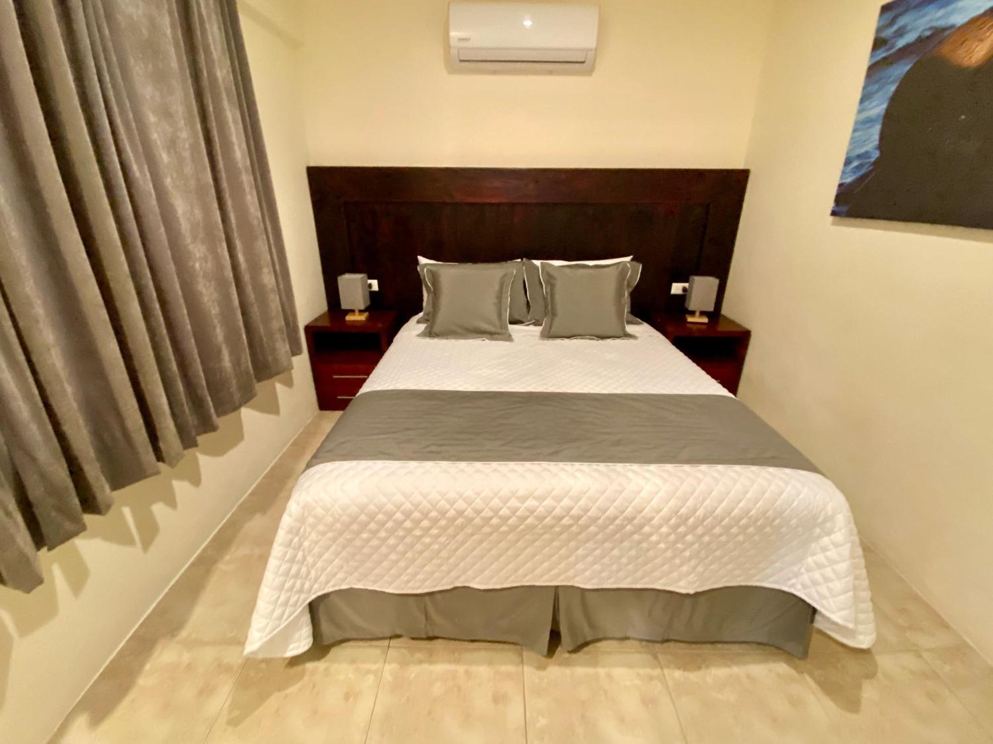Torre Mar Galapagos Boutique Suites Пуерто Айора Екстериор снимка